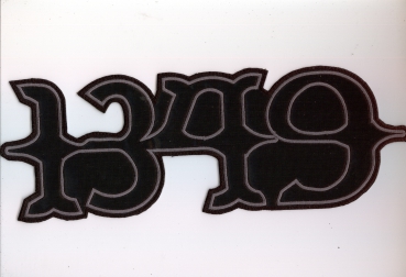 1349 - Graues Logo Rückenaufnäher